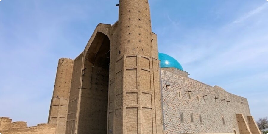 Ein Blick in die Geschichte: Die Geheimnisse des Mausoleums von Khoja Ahmed Yasawi enthüllen