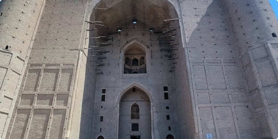 Construction of the Mausoleum