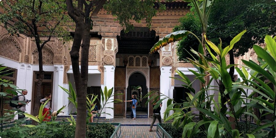 Palazzo Bahia: uno sguardo all'arte e al design marocchino