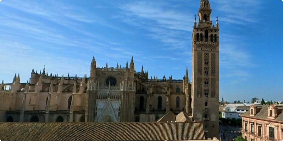 La Giralda: le clocher emblématique de Séville